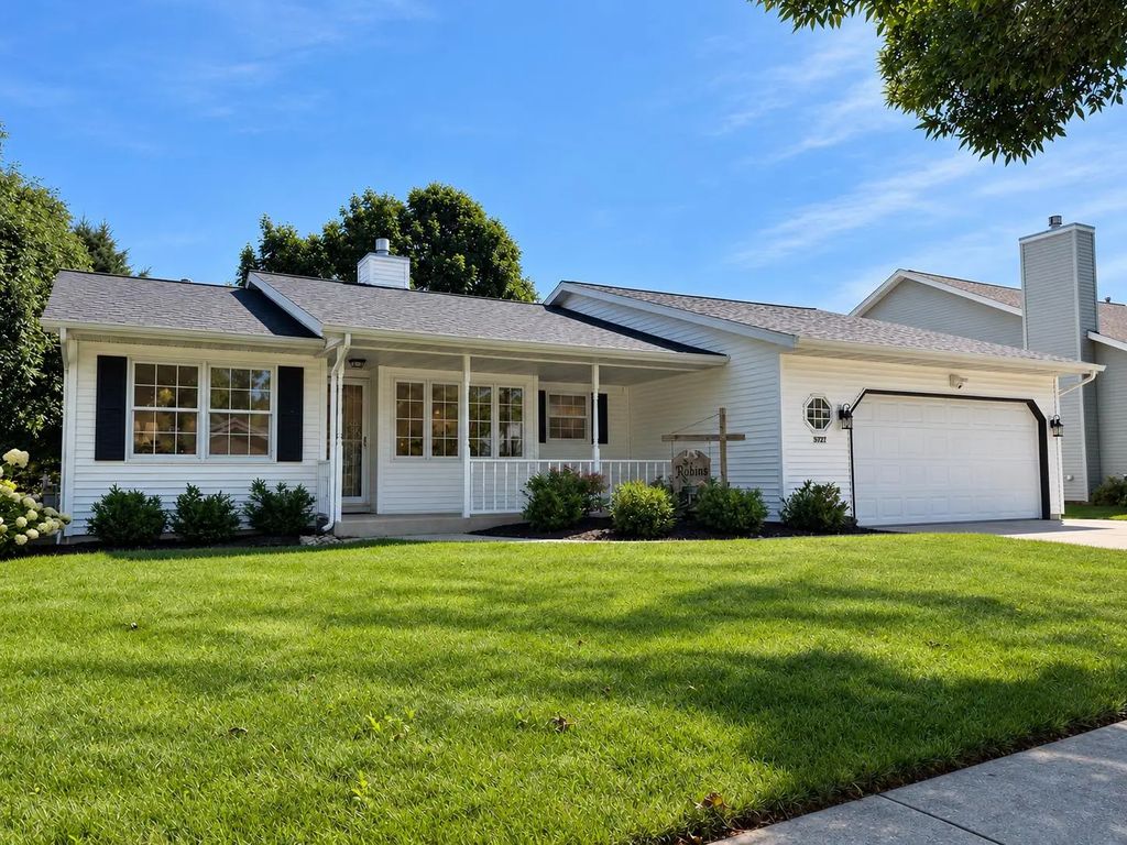 3727 S 10th St, Sheboygan