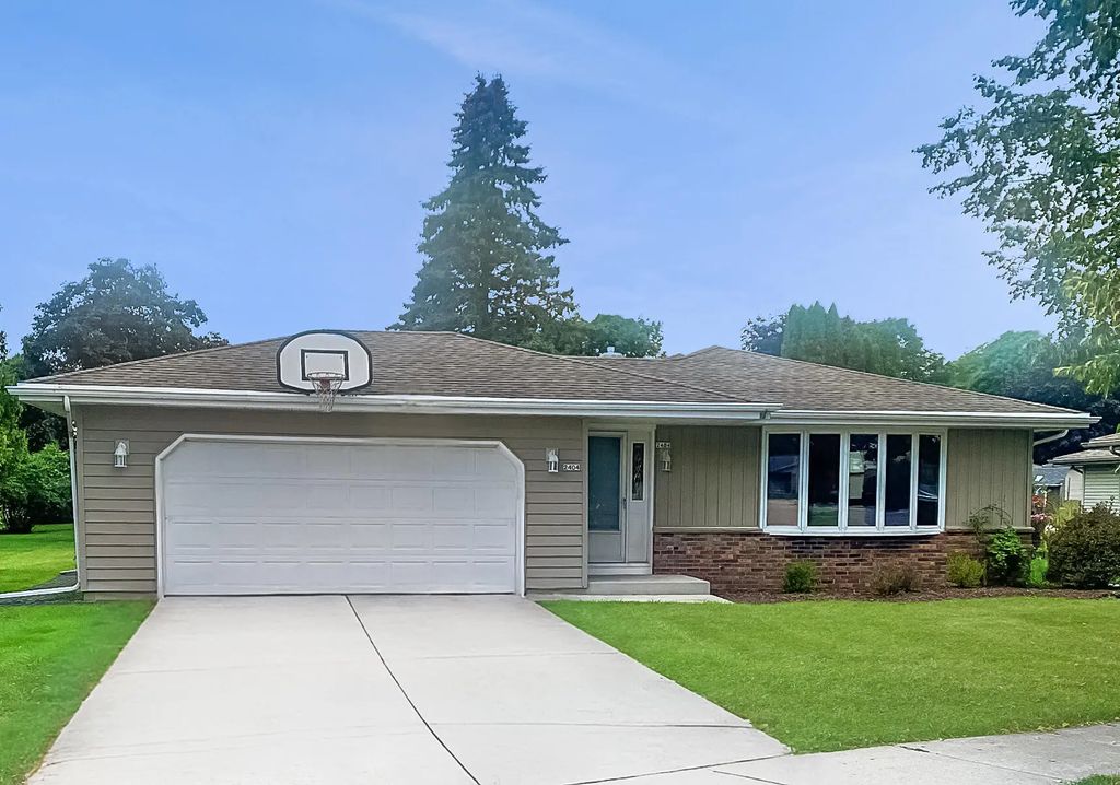 2404 N 31st St, Sheboygan