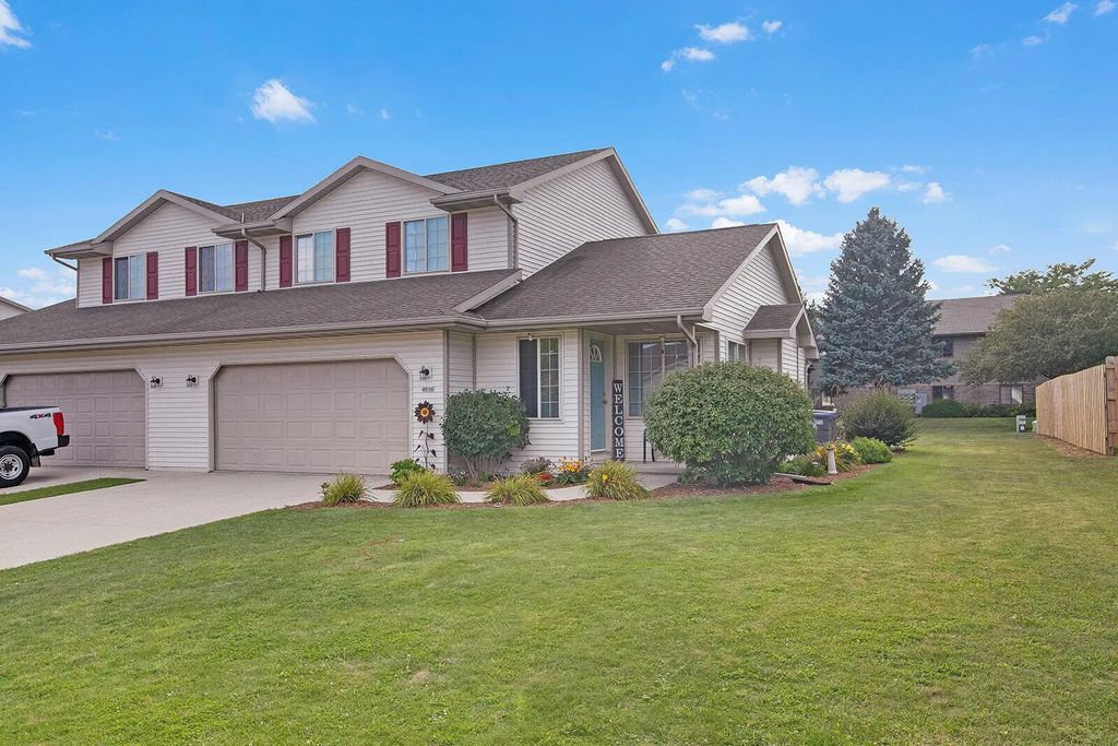 4616 Fox Grove Rd, Sheboygan