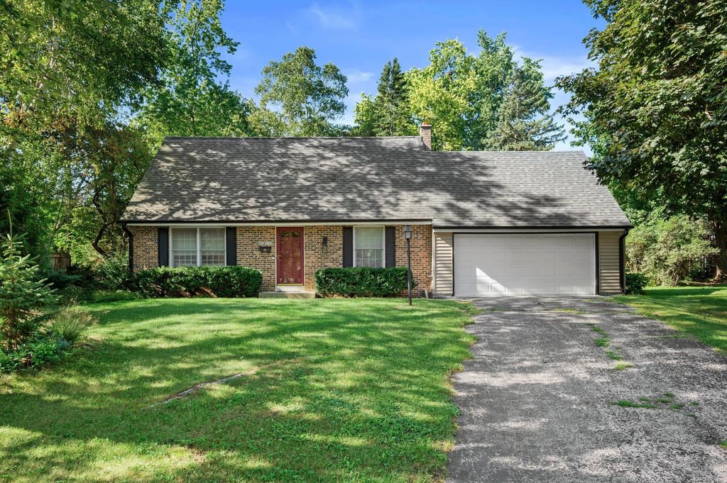 N86w5257 Covington Sq, Cedarburg