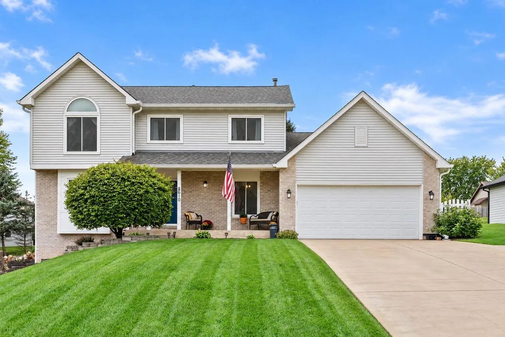 8610 221st Ave, Salem Lakes