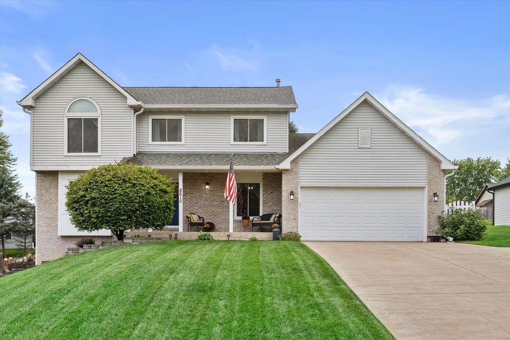 8610 221st Ave, Salem Lakes