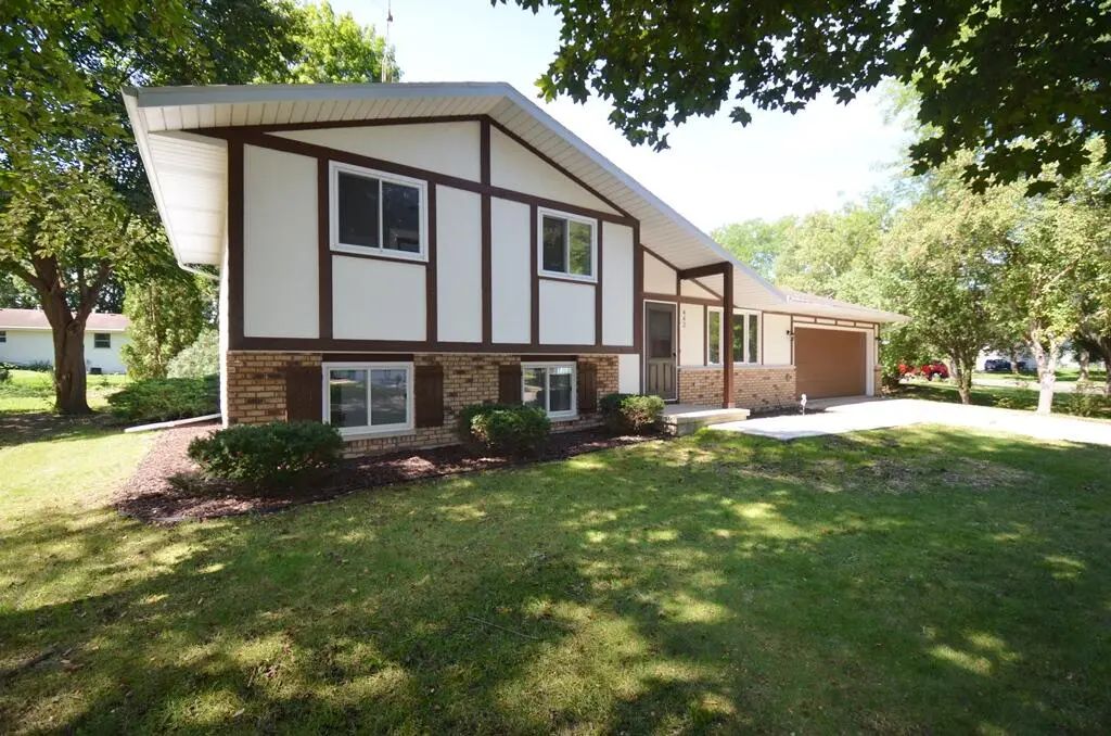 442 S Buckingham Blvd, Whitewater