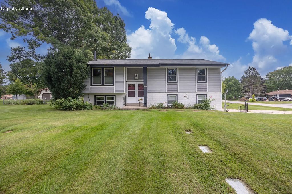 3008 Sunrise Dr, Richfield