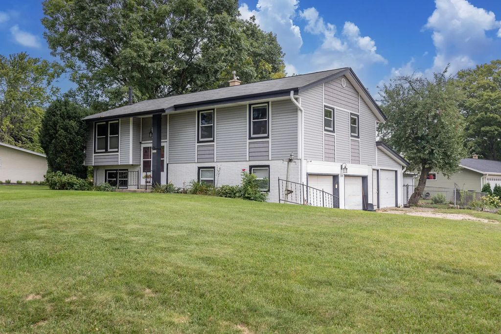 3008 Sunrise Dr, Richfield