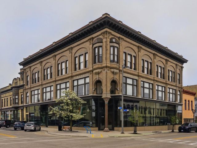 914 S 8th St Suite 3, Manitowoc