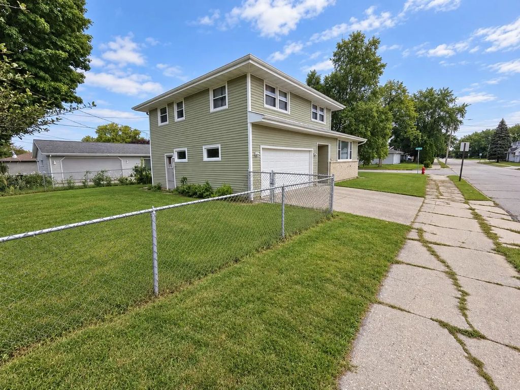 1014 Washington Ave, Sheboygan