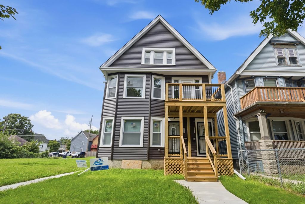 2935 N 28th St 2937, Milwaukee