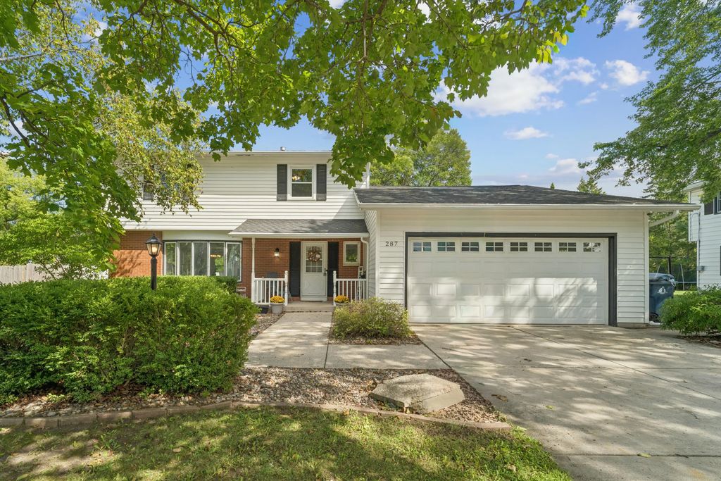 287 Hillcrest Ln, Fond Du Lac