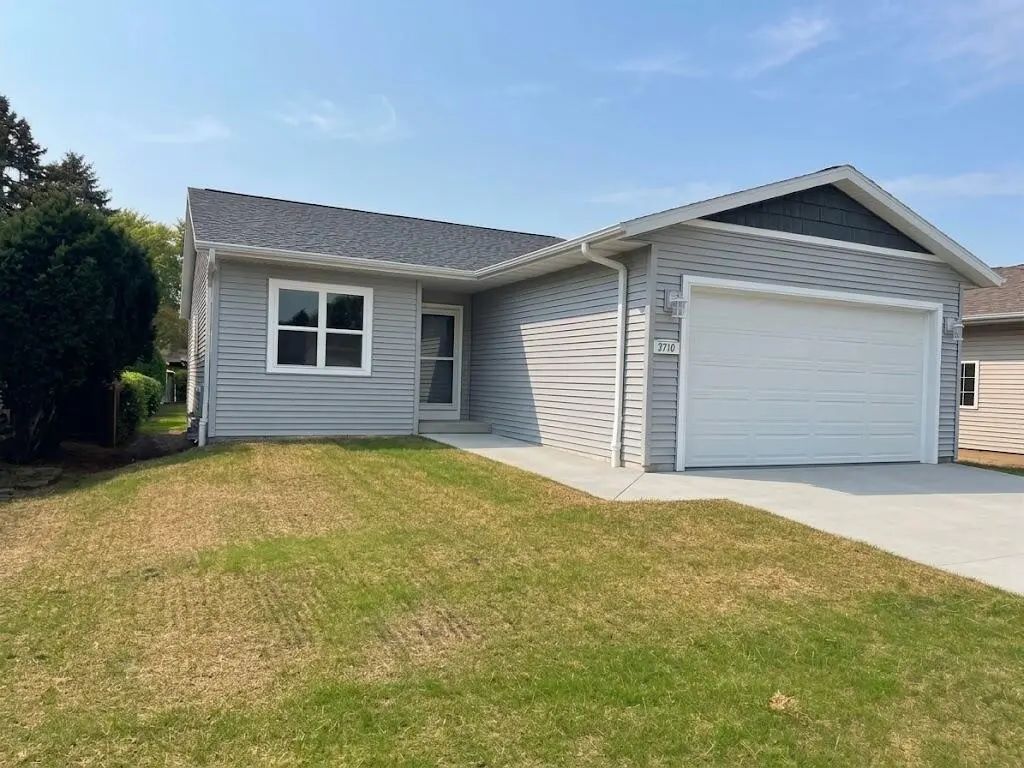 3710 Mackert St, Manitowoc