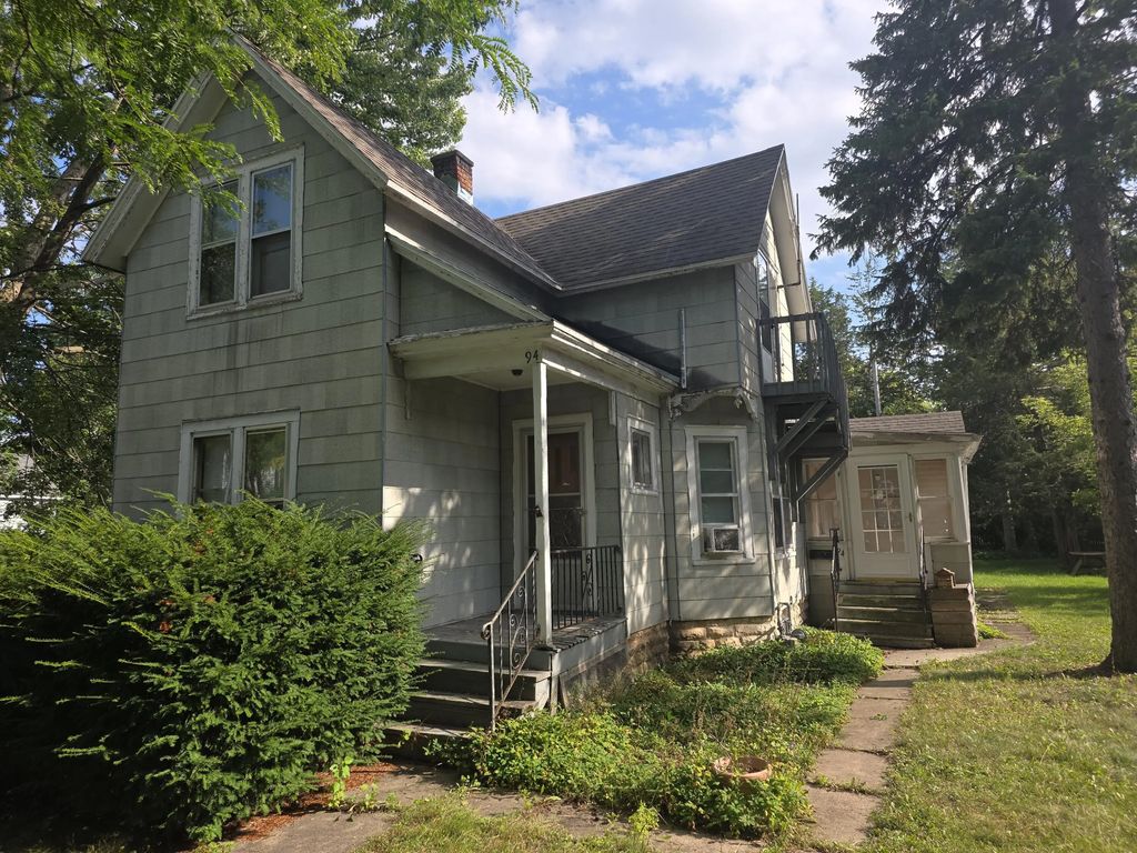 94 E 12th St, Fond Du Lac