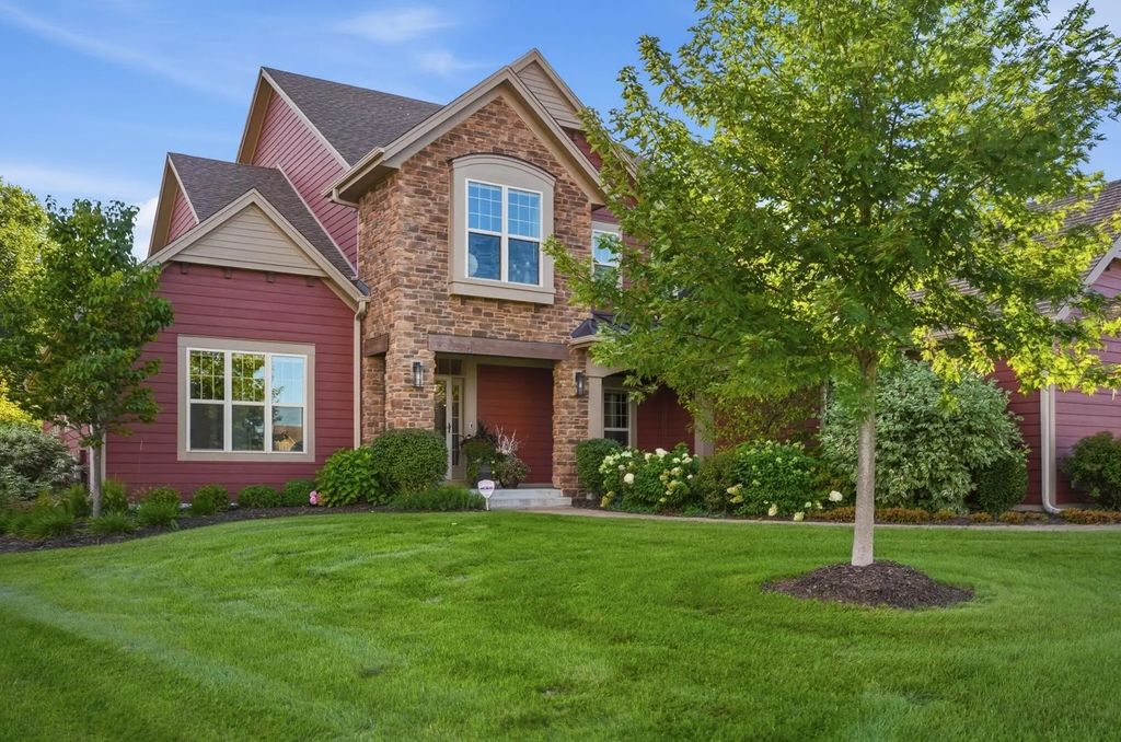 W79n367 Prairie View Rd, Cedarburg