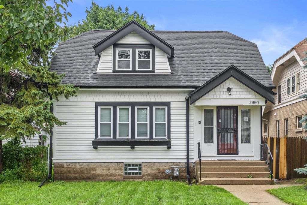 2850 N 46th St, Milwaukee