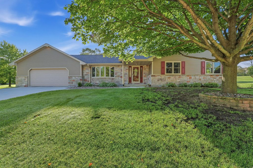 713 Audubon Rd, Howards Grove