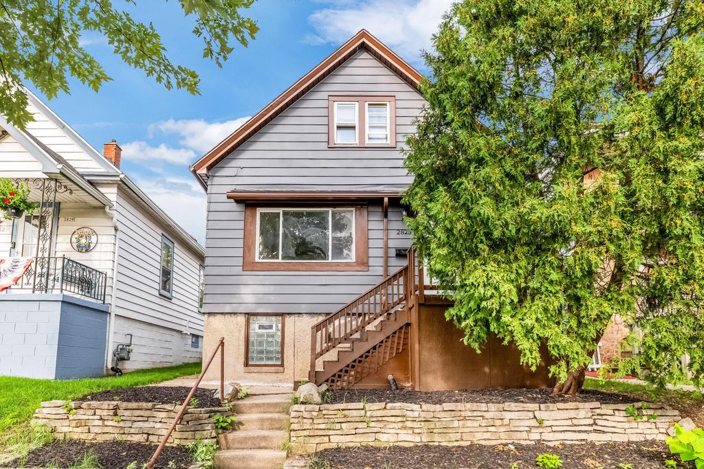 2825 S 9th St, Milwaukee