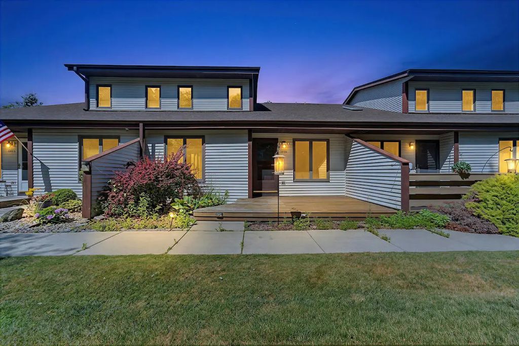 3745 Cheyenne Ct, Caledonia