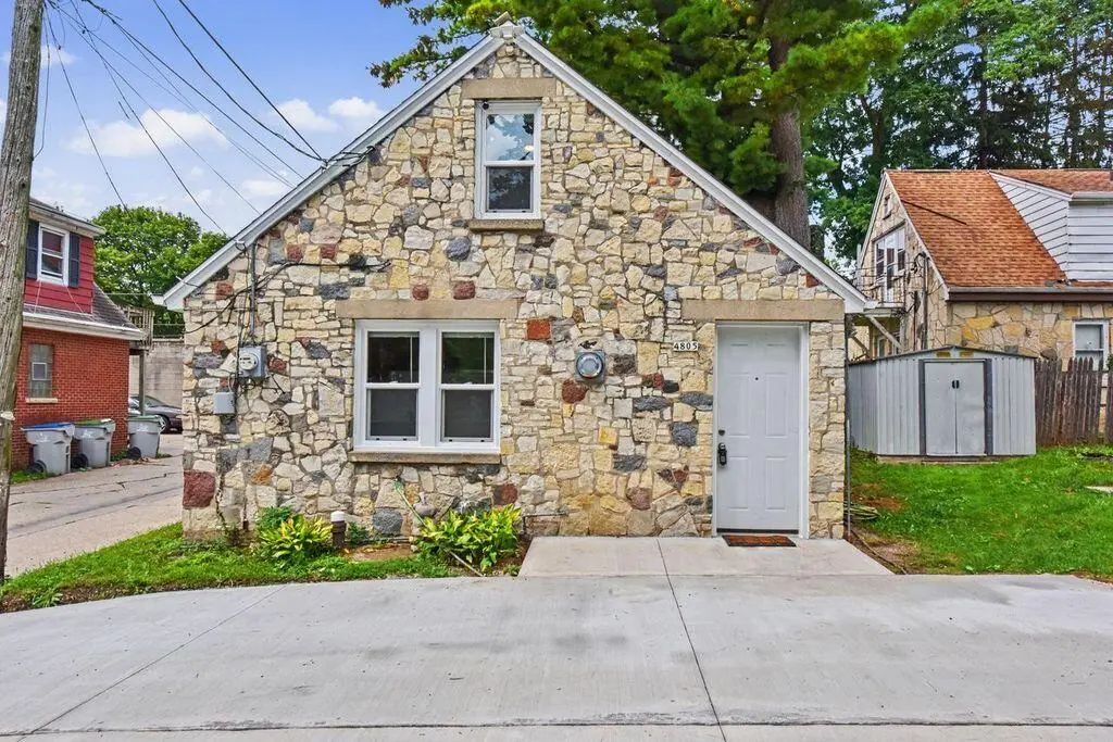 4805 W Custer Ave, Milwaukee