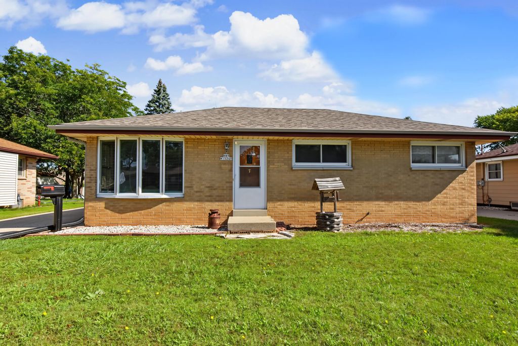 N89w15240 Jefferson Ave, Menomonee Falls