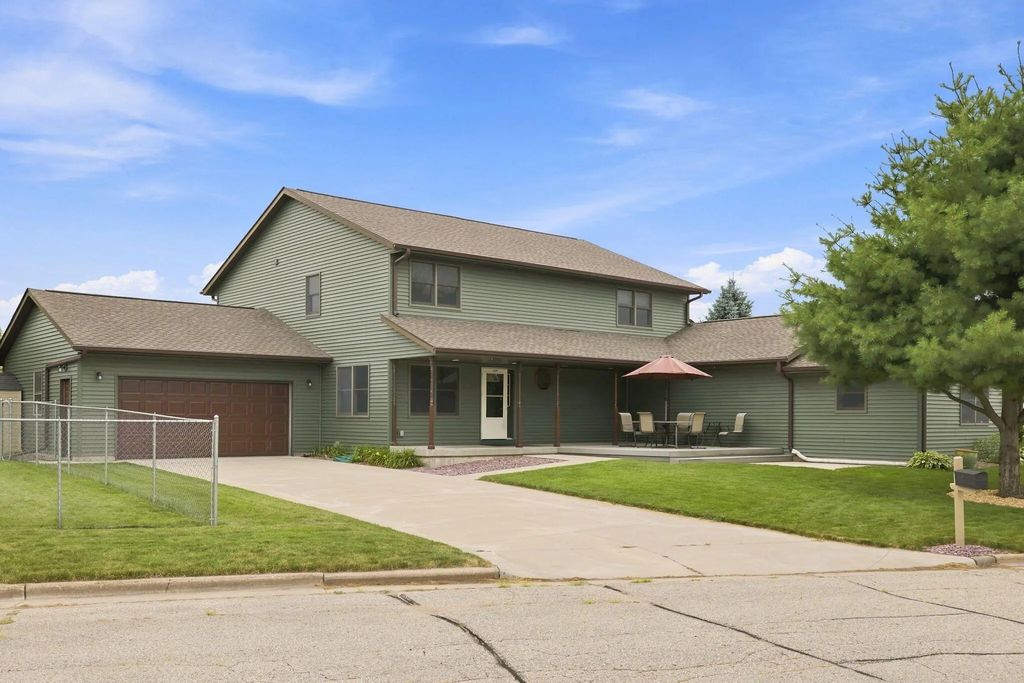 349 Clark St N, West Salem