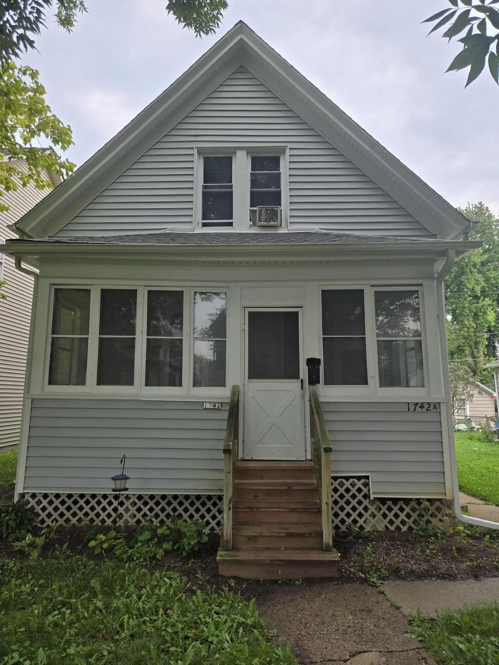 1742 S 64th St 1742a, West Allis