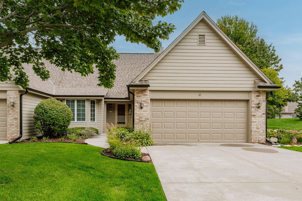 500 S Mcpride Ln B, Brookfield