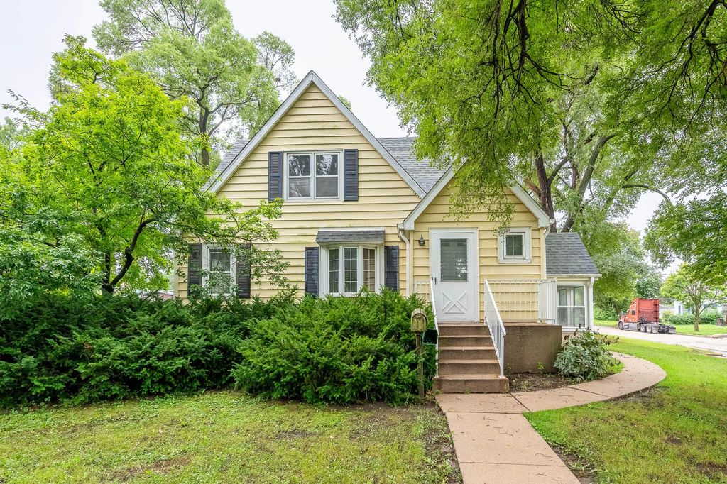 2509 W Ramsey Ave, Milwaukee