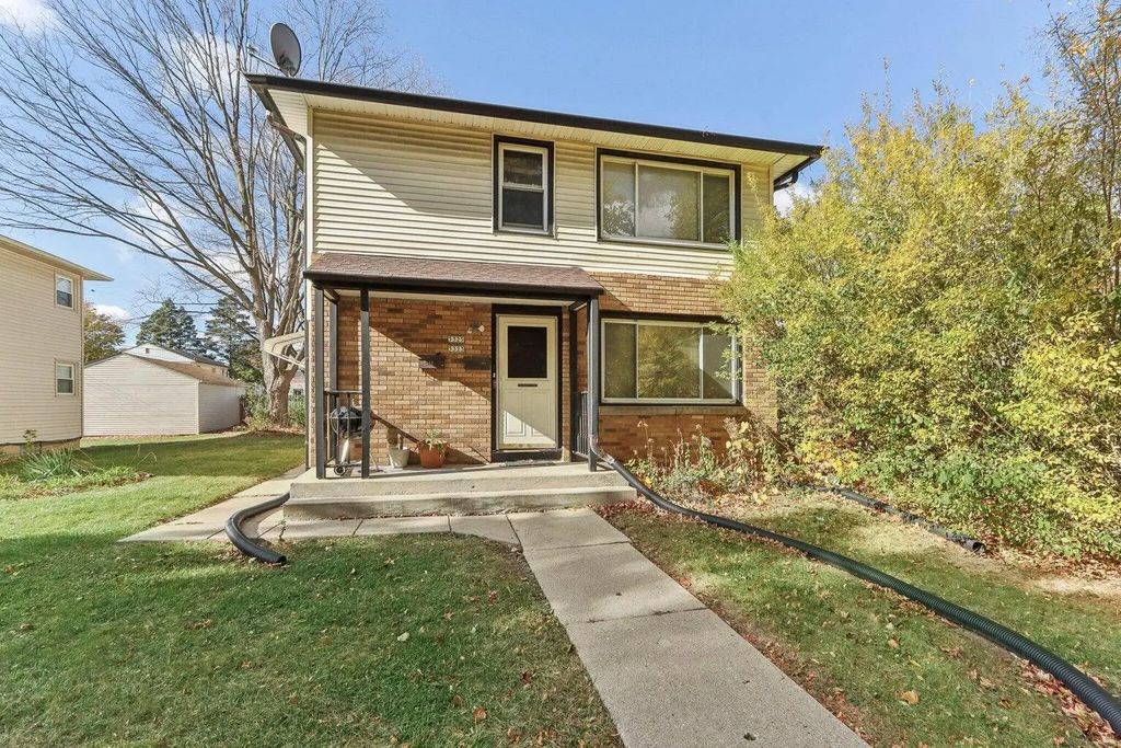 5323 N 27th St 5325, Milwaukee