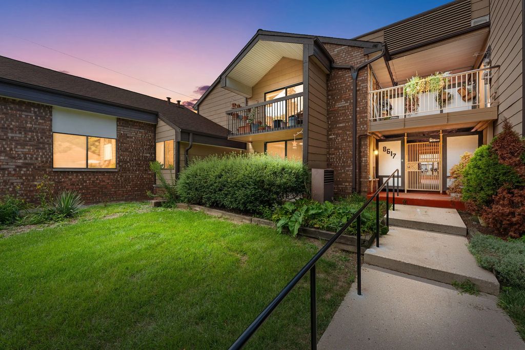 8617 N Servite Dr 206, Milwaukee