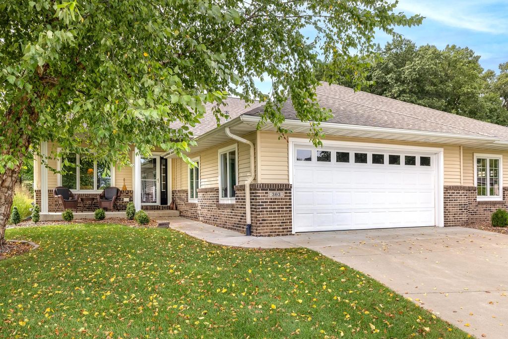 303 French Rd, Onalaska