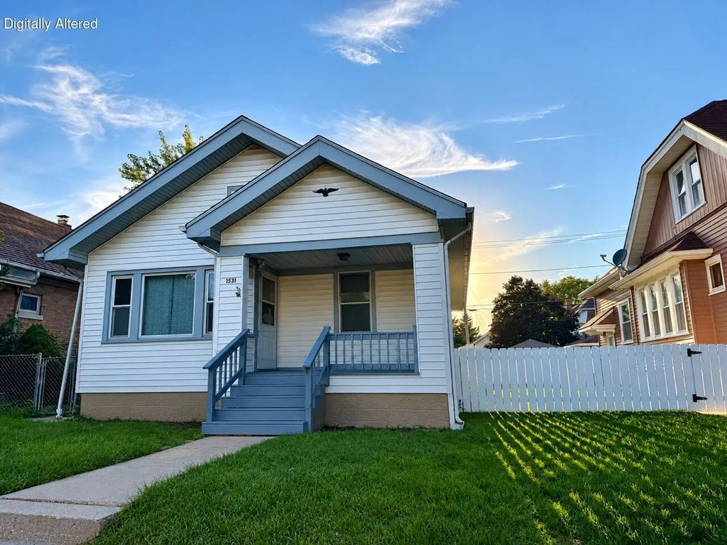 1531 S 55th St, West Milwaukee