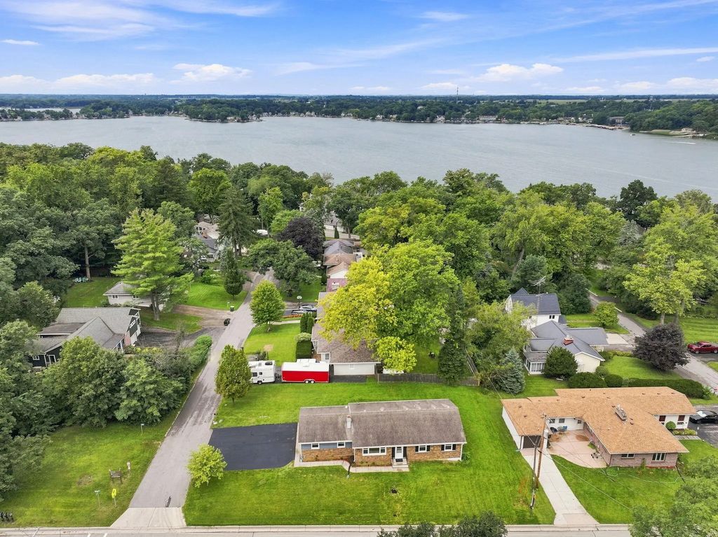 544 Sunset Vale -, Twin Lakes