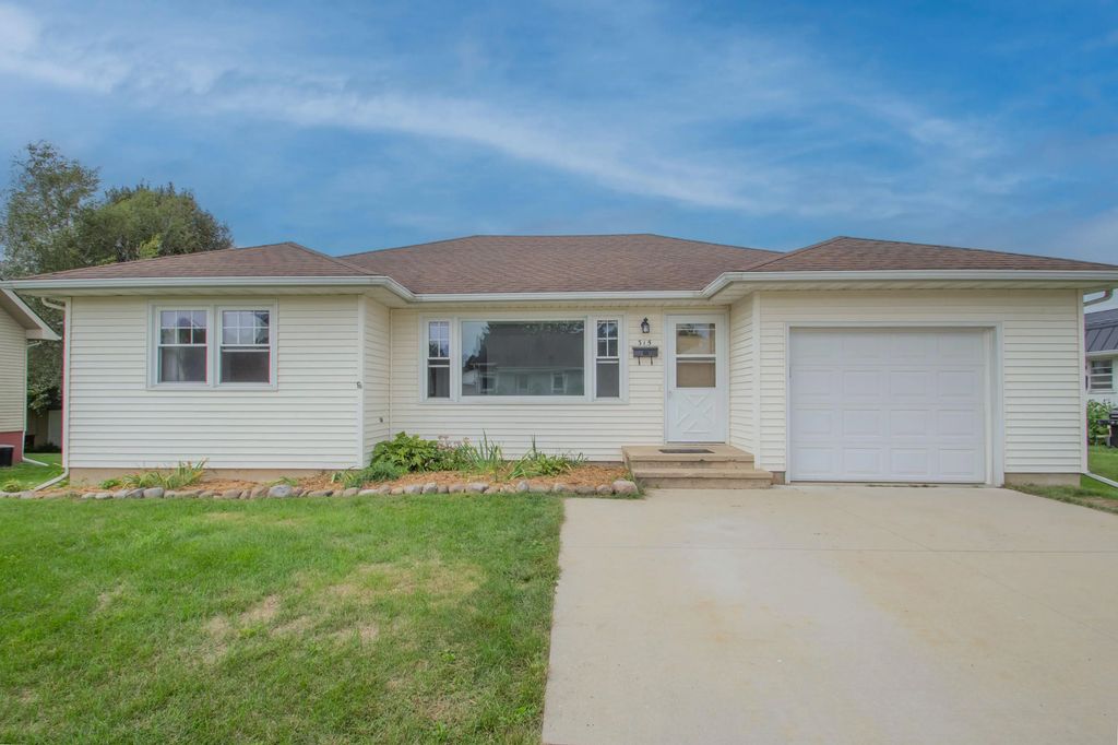 315 Edison St, Waterloo