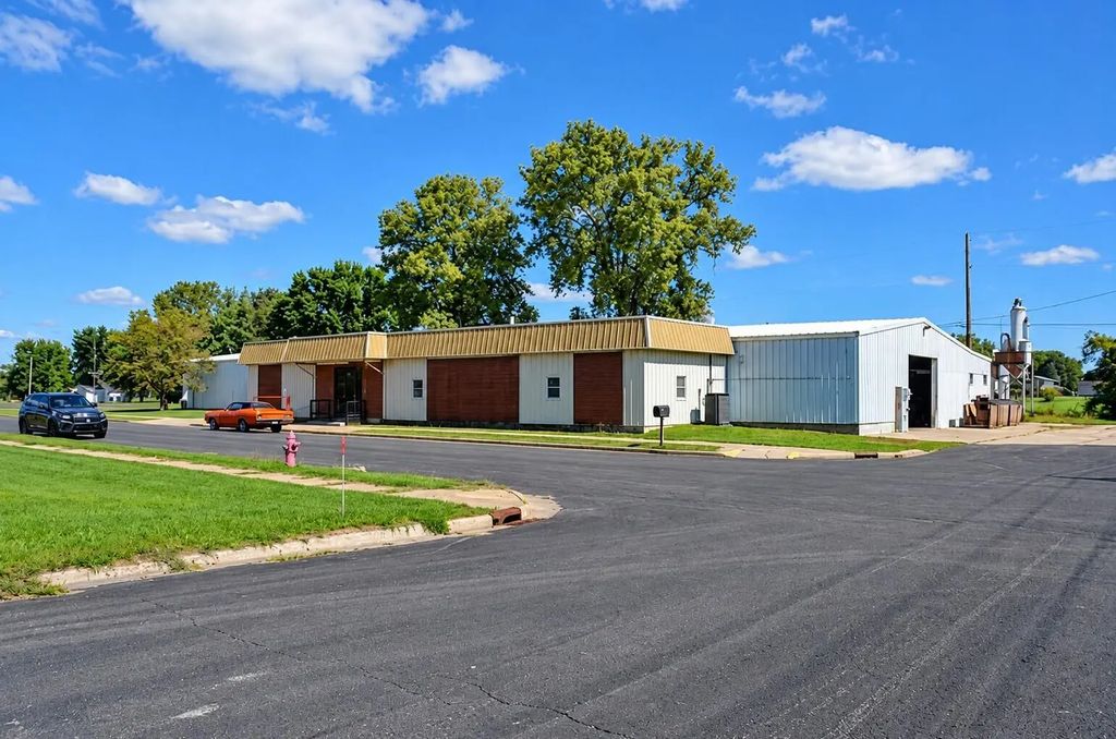 910 Wisconsin Ave, Tomah