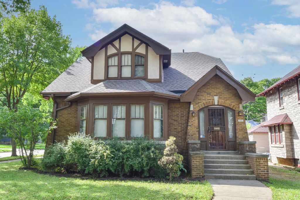 2805 N 44th St, Milwaukee