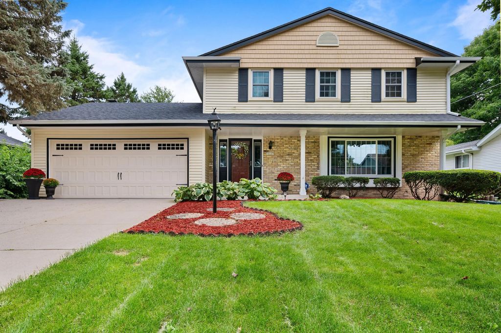 10105 W Terra Ave, Milwaukee