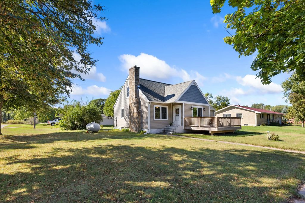 301 Michaels St, Cochrane