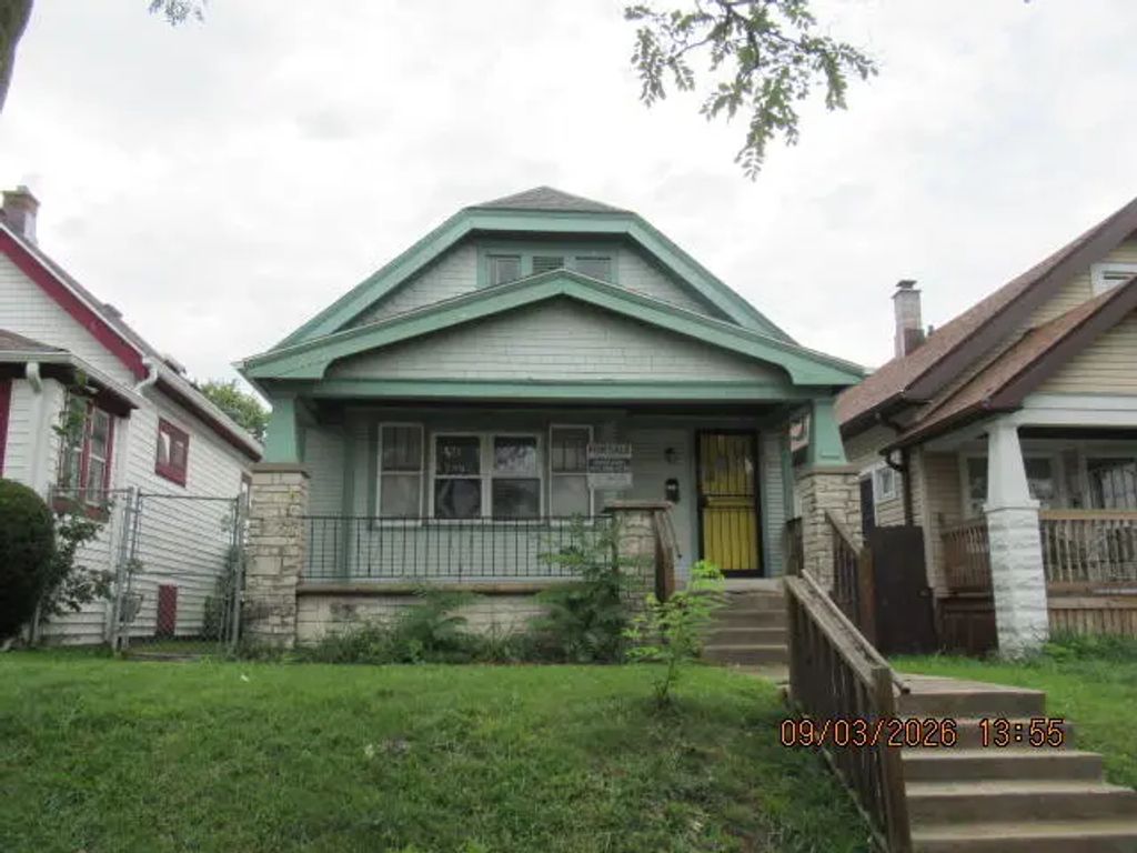3937 N 22nd St, Milwaukee