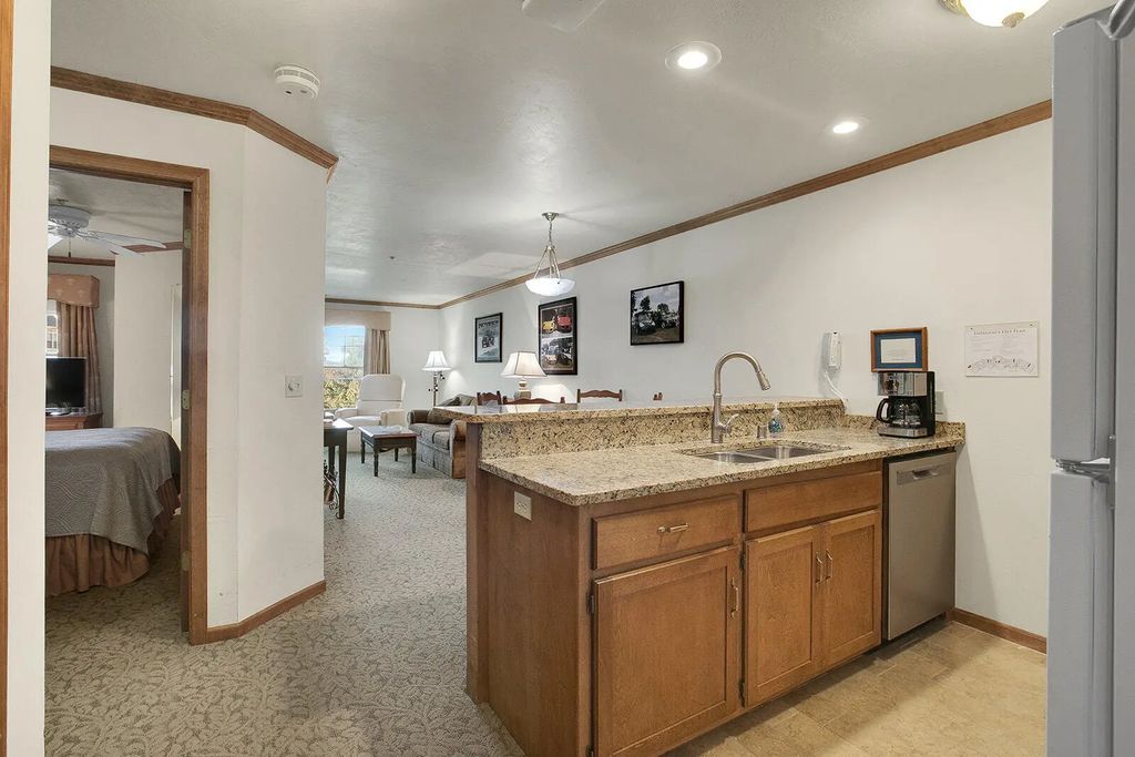 101 Osthoff Ave 262, Elkhart Lake
