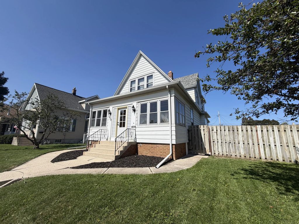 1622 Georgia Ave, Sheboygan