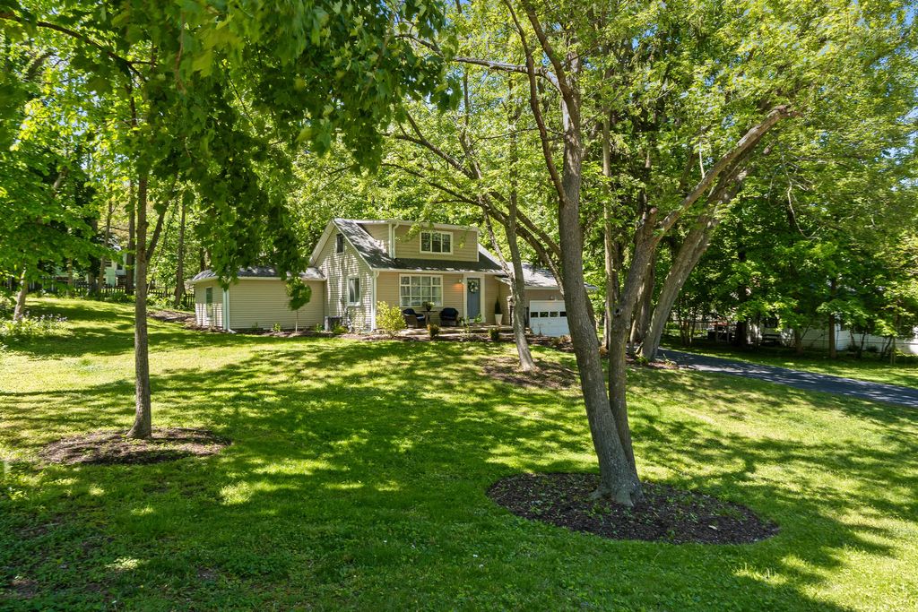 76 Orchard St, Williams Bay