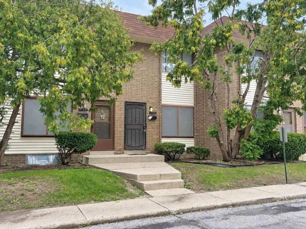 6126 W Port Ave, Milwaukee