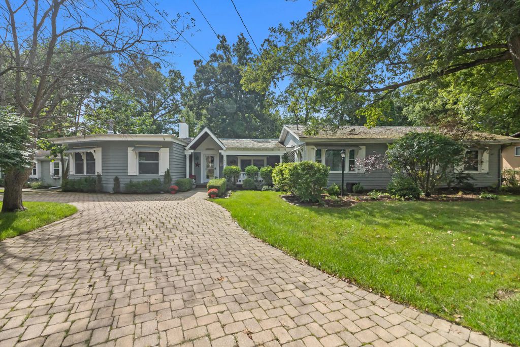 435 Forest Dr, Fontana