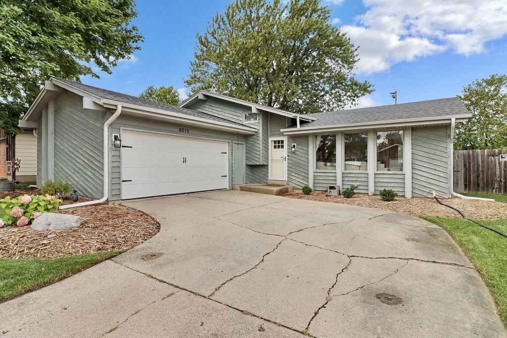 6010 68th St, Kenosha