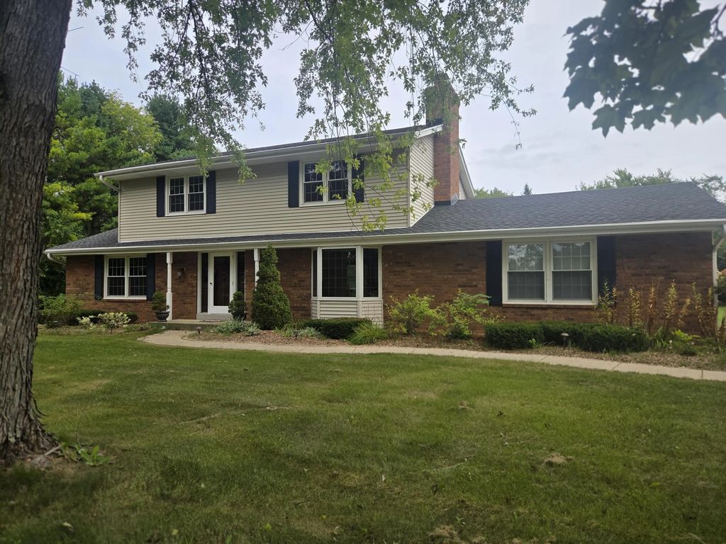 5778 Apple Blossom Ln, Trenton