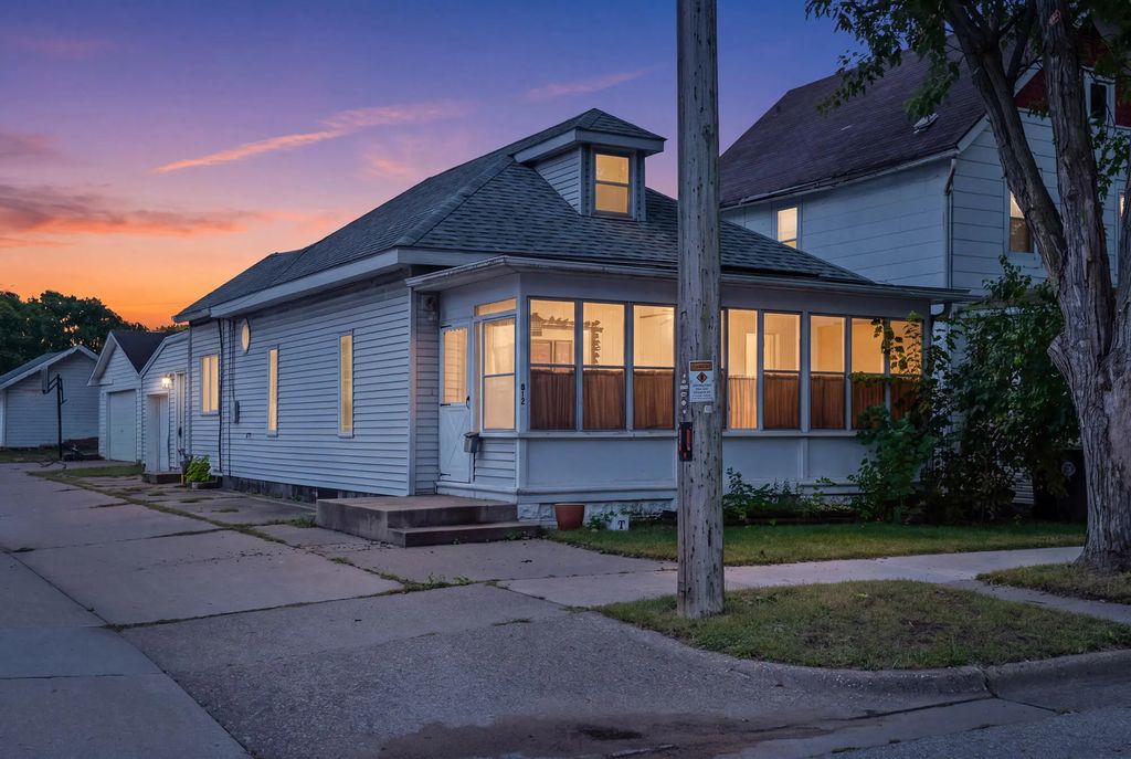 812 Rublee St, La Crosse