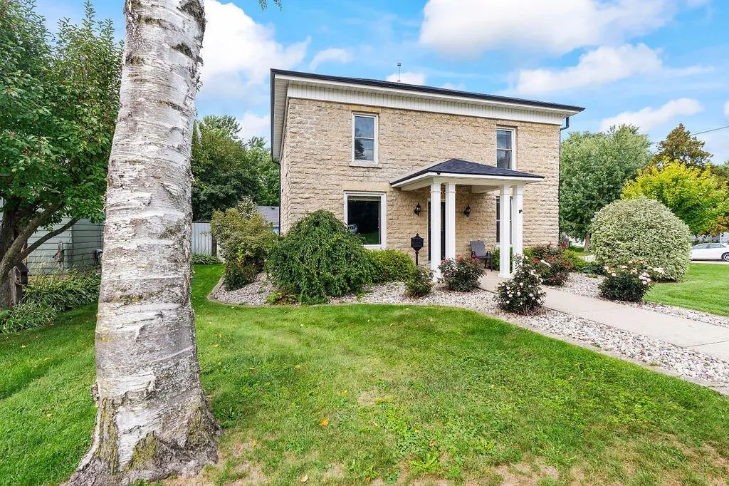 244 Fond Du Lac St, Waupun