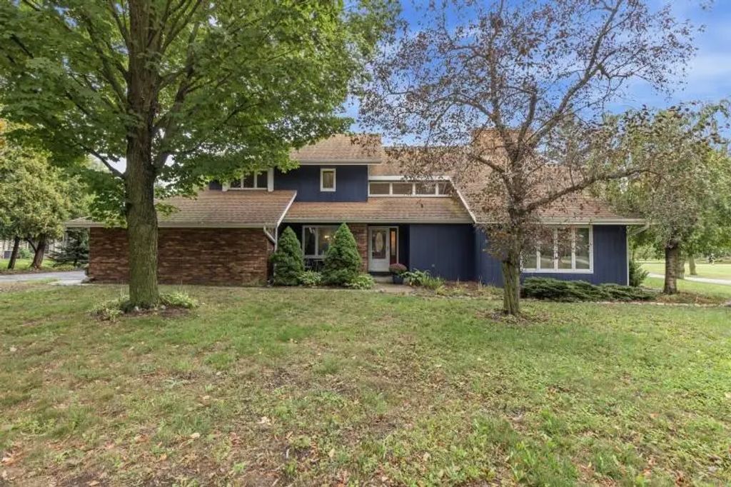 808 Linden Rd, Kohler
