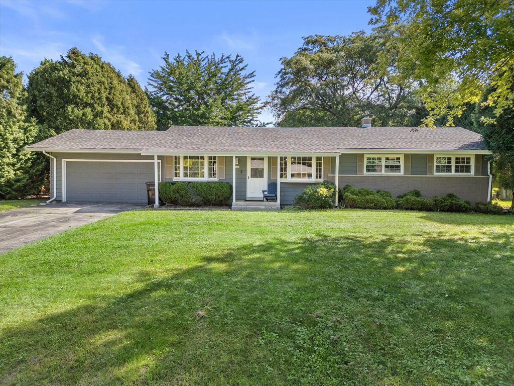 8626 N 62nd St, Brown Deer