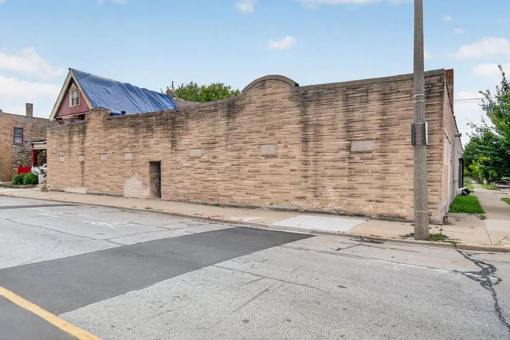 1829 W Center St 1835, Milwaukee