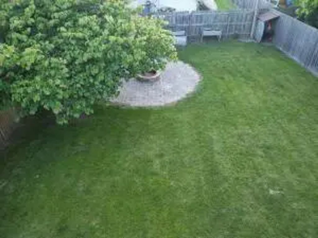2024 Grove Ave, Racine